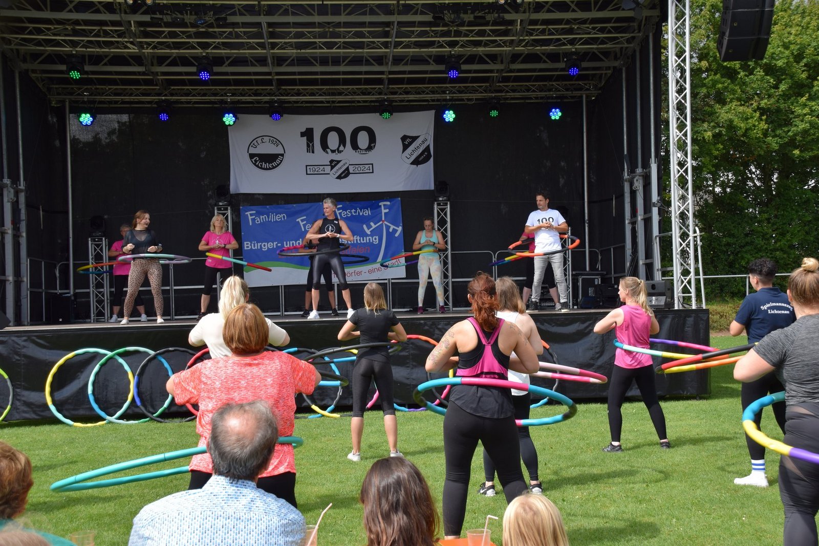 Anlässlich seines 100-jährigen Bestehens richtete 2024 der VfL Lichtenau das FamilienFerienFestival aus. Finanziert wurde das Festival von der Bürger- und Energiestiftung Lichtenau. © Anja Ebner / Bürger- und Energiestiftung